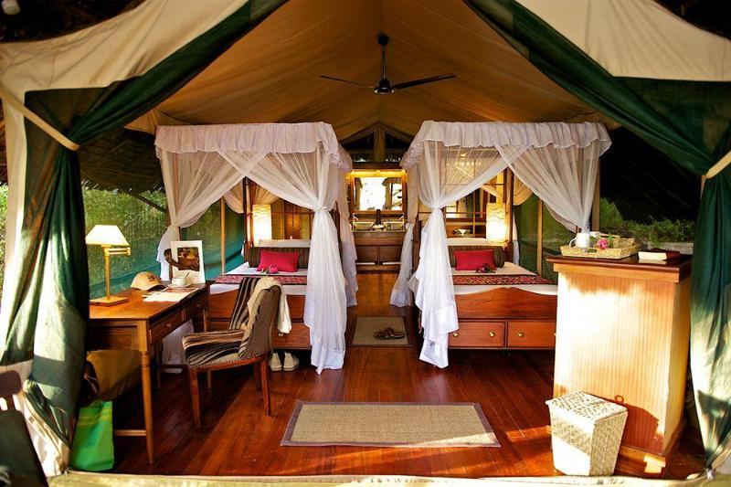 Samburu Intrepids Luxury Tented Camp Hotel Exterior photo