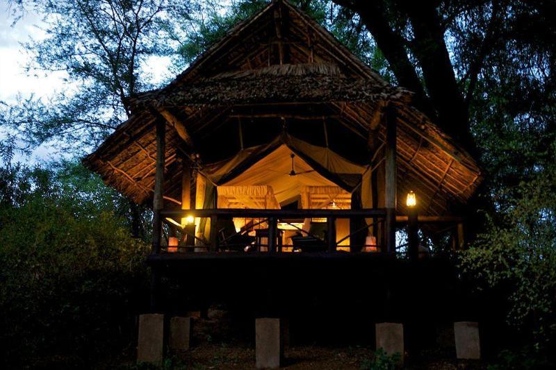 Samburu Intrepids Luxury Tented Camp Hotel Exterior photo